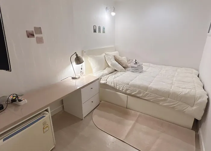 부천역 300m거리 초역세권 가성비 좋은 편한 Motel